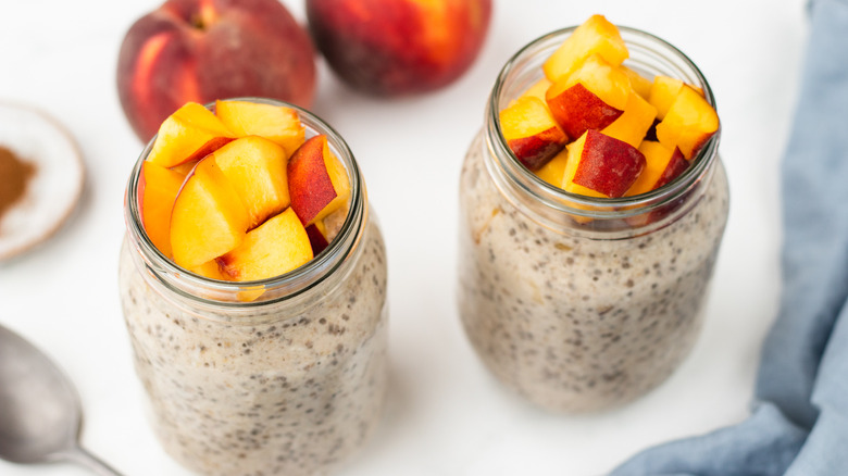 two jars of peach and cinnamon overnight oats