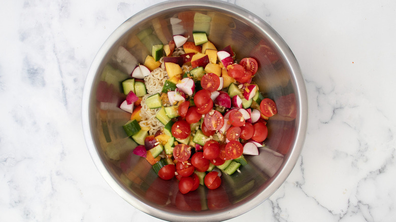 noodles with fruit and vegetables