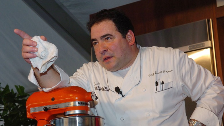 Emeril Lagasse pointing his finger 