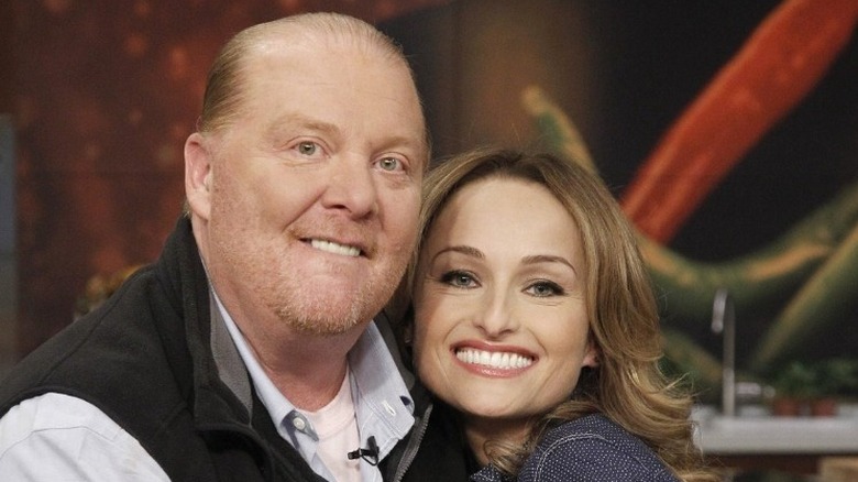 mario batali and giada dilaurentiis hugging