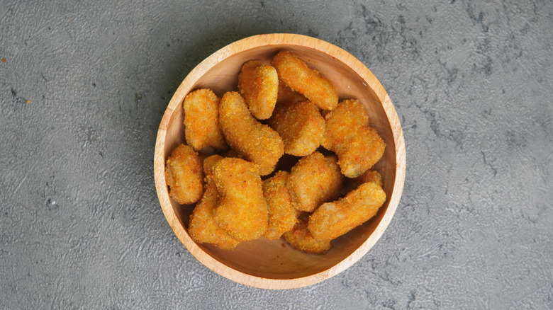 bowl of chicken nuggets