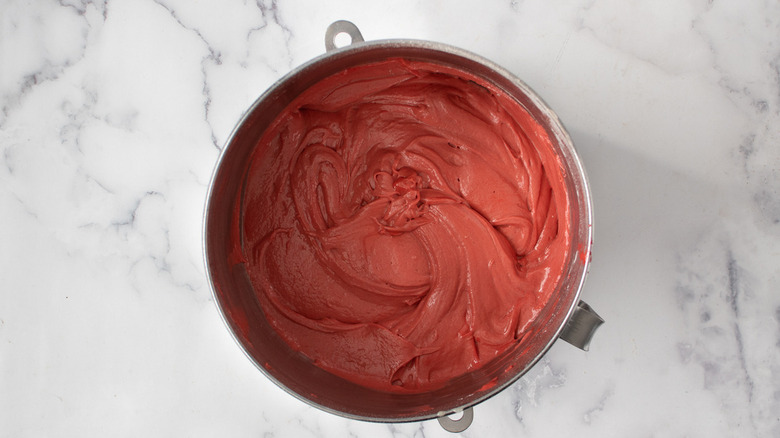 red velvet cake batter