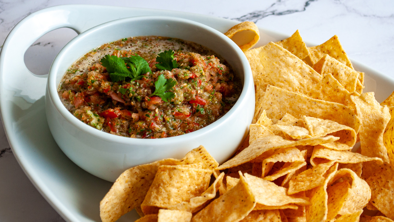 Unboxing fry daddy Presto 05420 , home cook tortilla chips, bean dip, salsa  fresca! pico de gallo. 