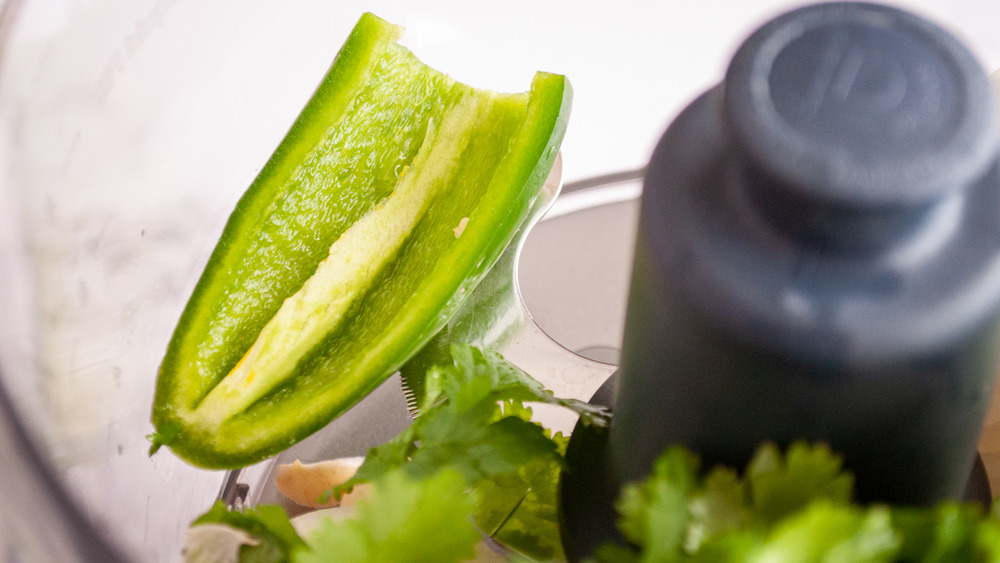 jalapeno in food processor for pico de gallo