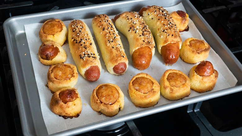 kolaches on bkaing tray