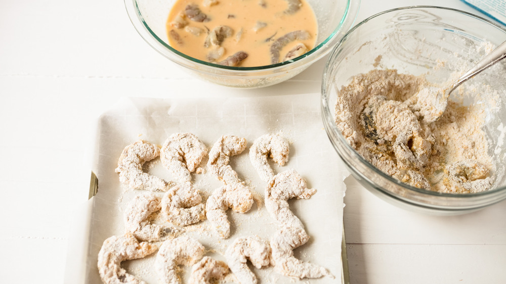 coating shrimp for po boy