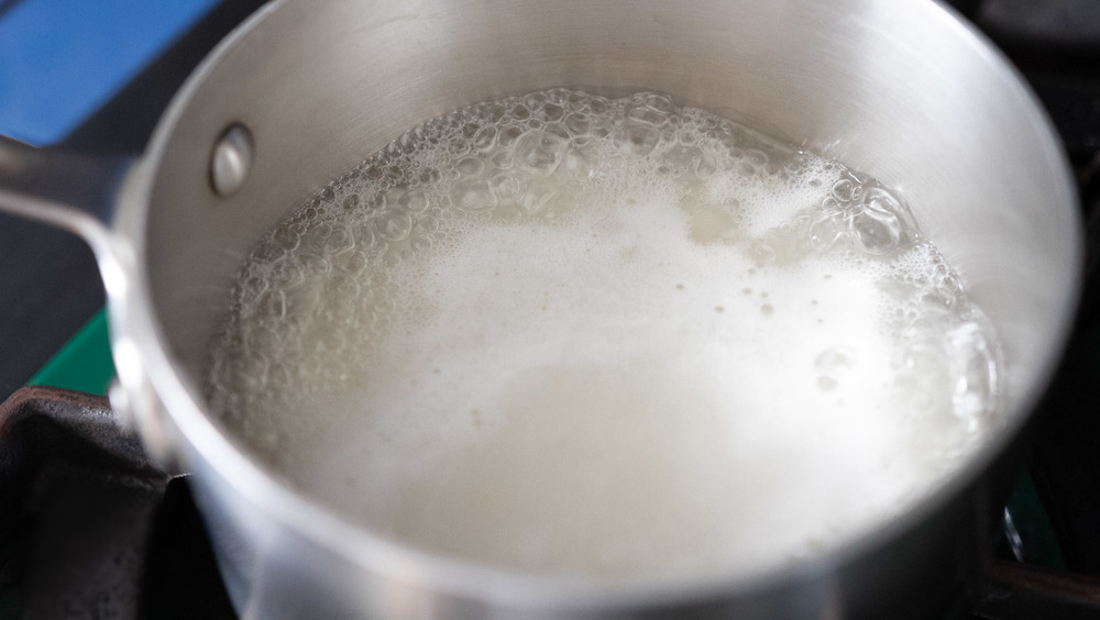 cooking rice in pot