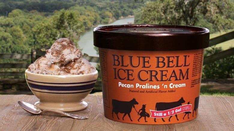 Container and Bowl of Blue Bell Pecan Pralines 'n Cream Ice Cream