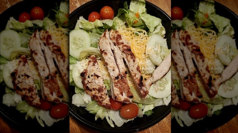 Bojangles' Grilled chicken salad