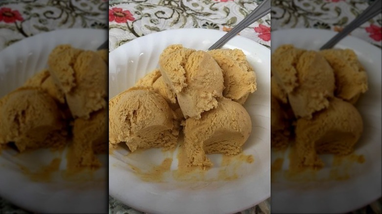 Pumpkin ice cream