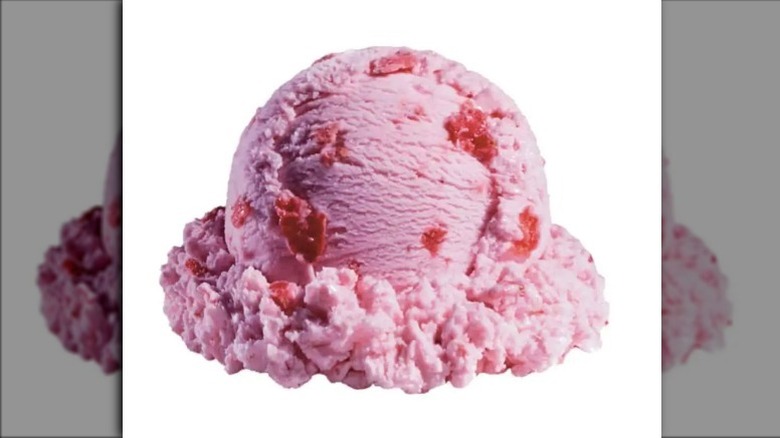 Strawberry ice cream