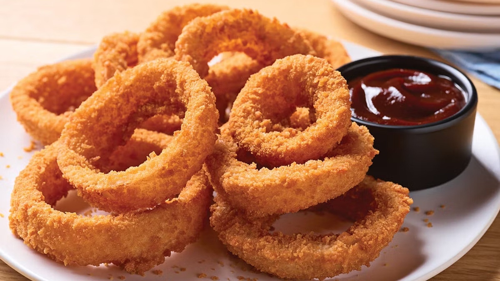 14 Popular Chain Restaurant Onion Rings Ranked Worst To Best, According To  Customers