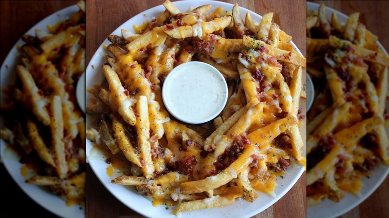 Cheddar's cheese fries