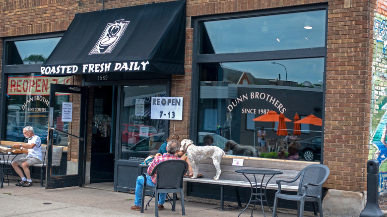 Dunn Brothers Coffee store front