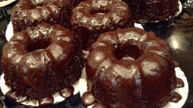 Chocolate baby bundt cakes