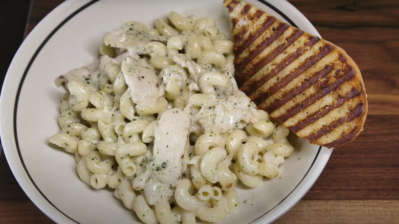 Pesto cavatappi with grilled toast