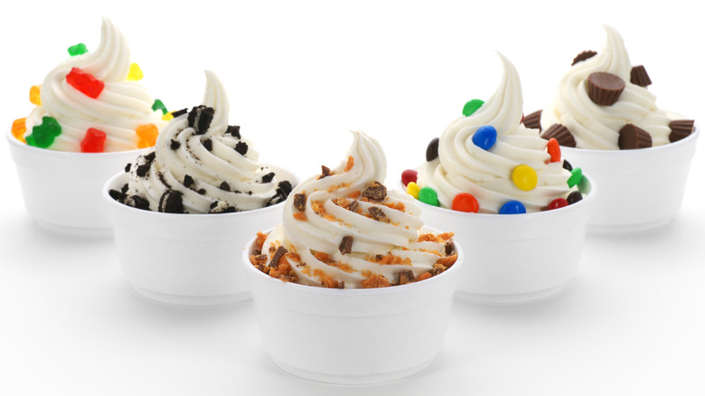 soft serve with toppings