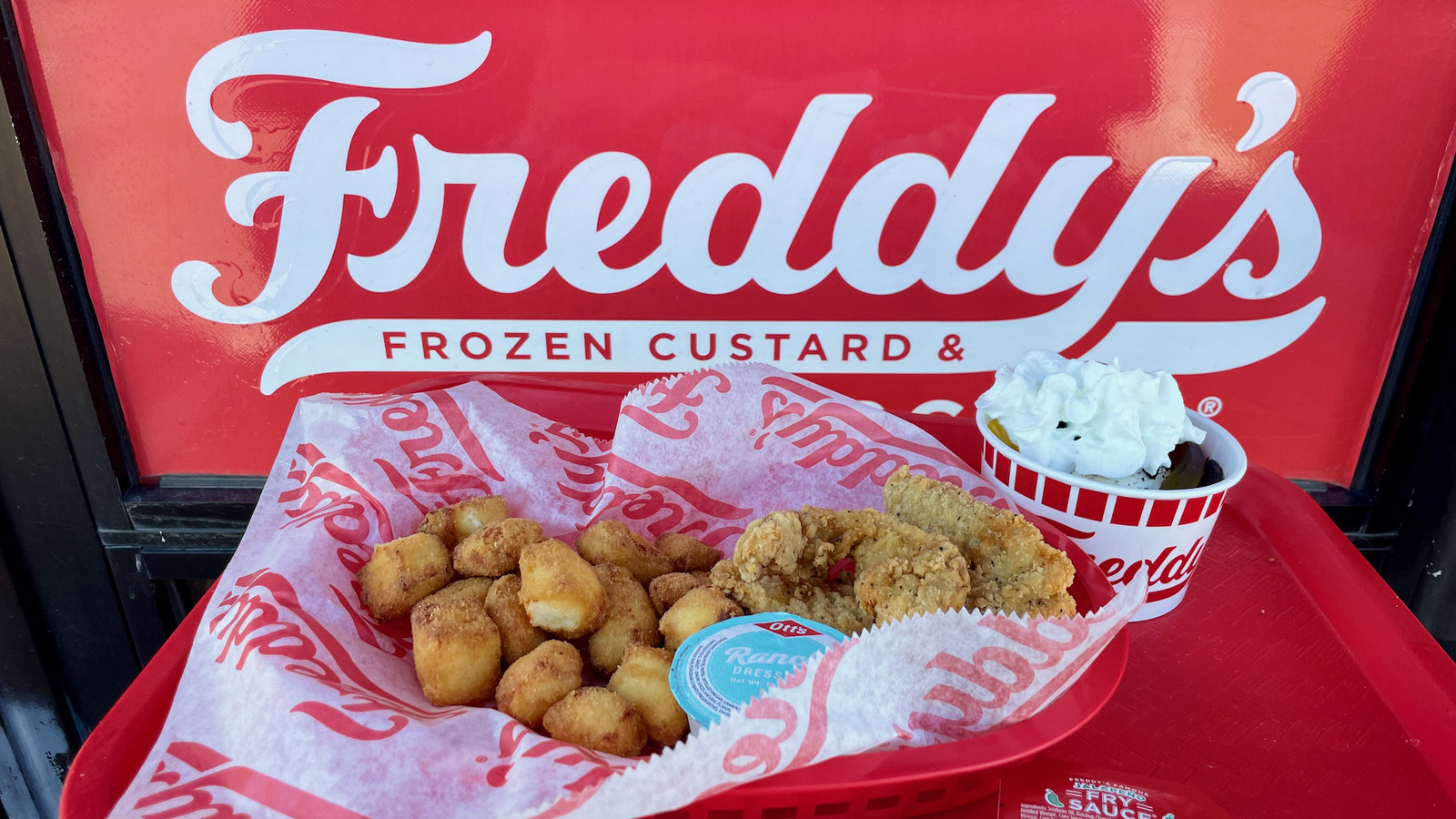  Freddy's Frozen Custard & Steakburgers, Freddy's Famous Steakburger  & Fry Seasoning
