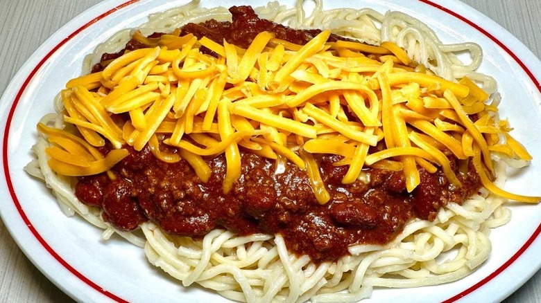 spaghetti chili shredded cheese