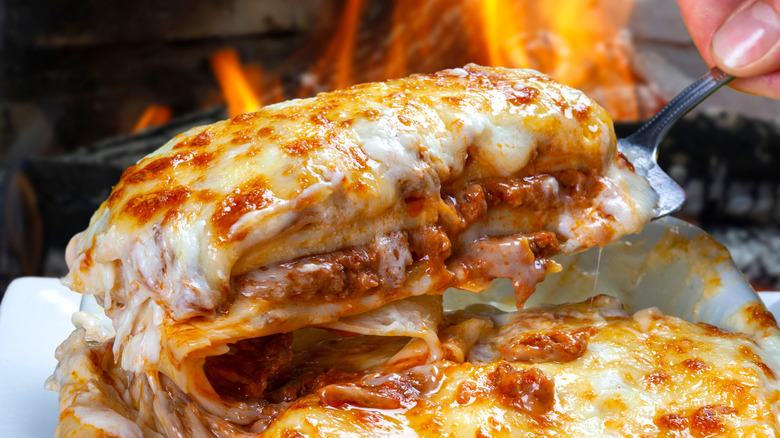 meat cheese lasagna