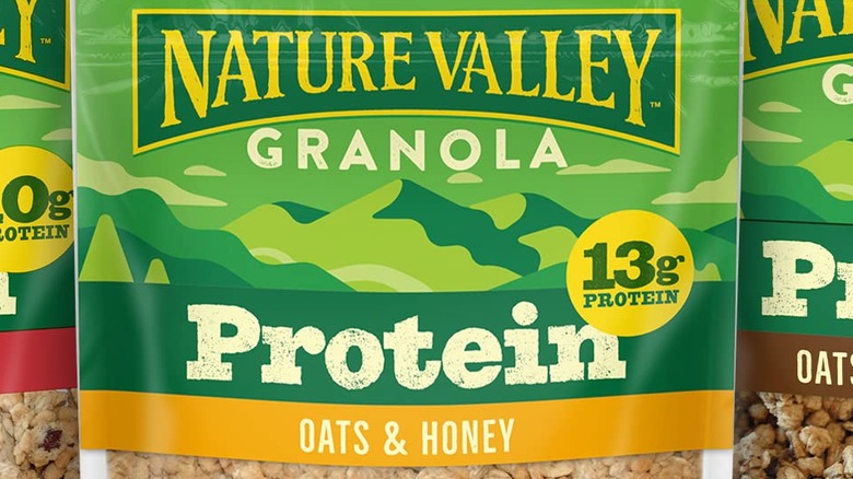 Nature Valley Granola package