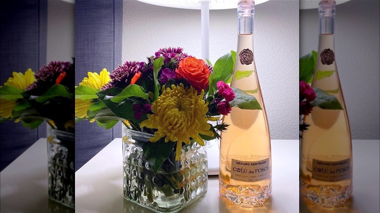 Rose wine and Flower Bouquet