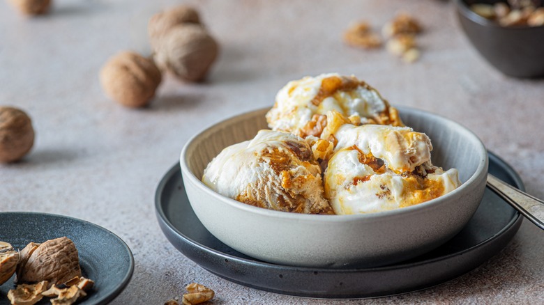 maple walnut ice cream