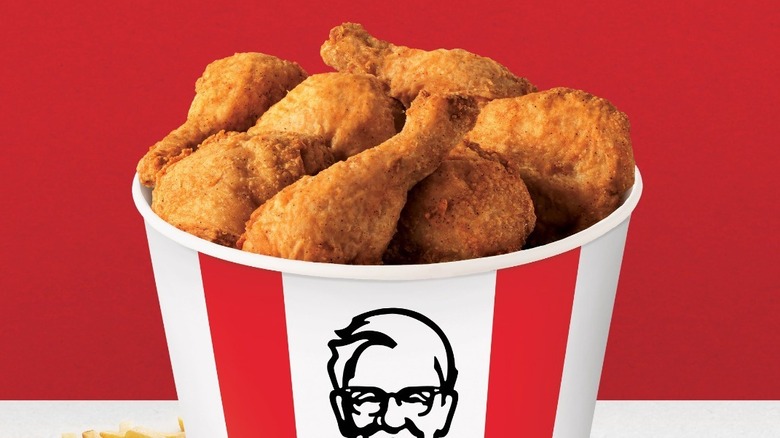 KFC Standard chicken bucket