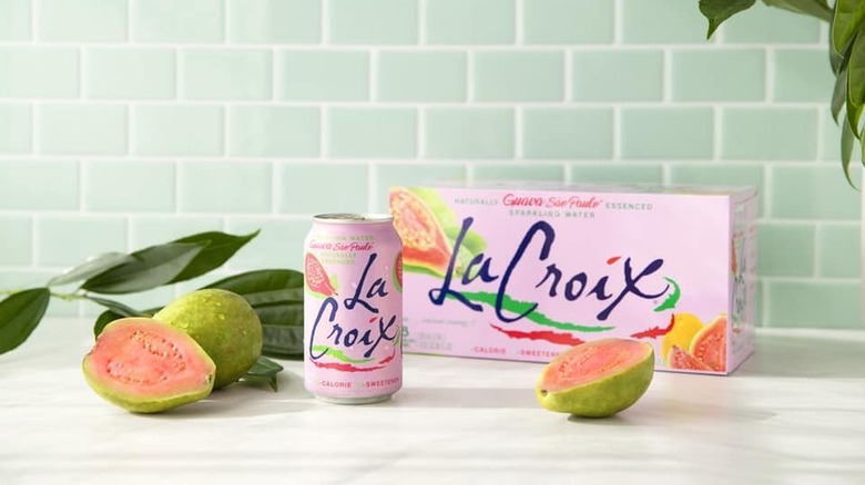 Guava São Paulo lacroix can and box