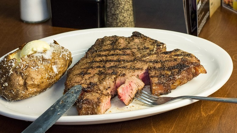 22-Ounce Porterhouse