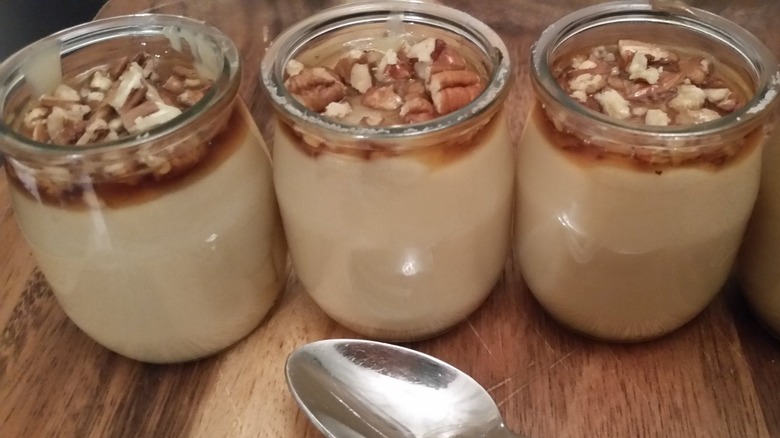 cups of butterscotch pudding