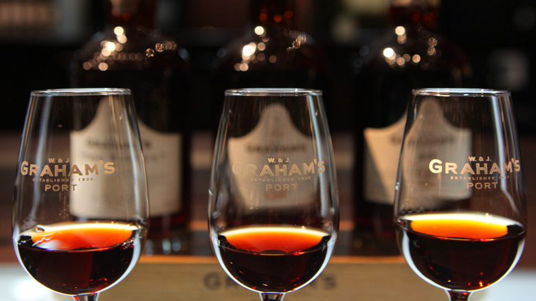 tawny port in a glass