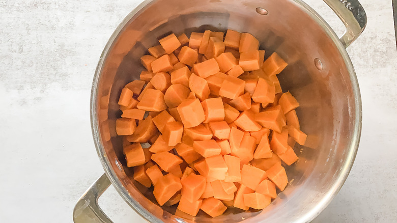 sweet potato in pot 