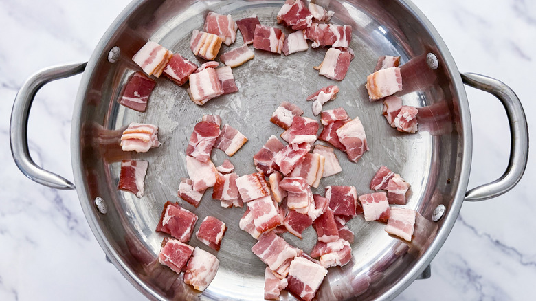 bacon in a skillet 