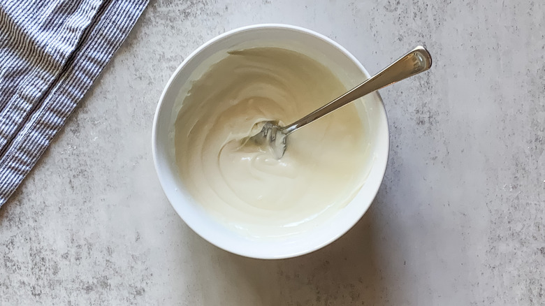 melted chocolate in bowl 