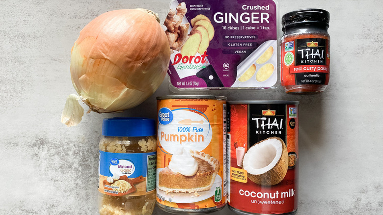 ingredients for pumpkin curry sauce