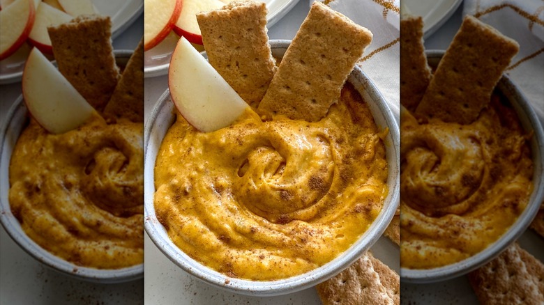 pumpkin pie dip with snacks 