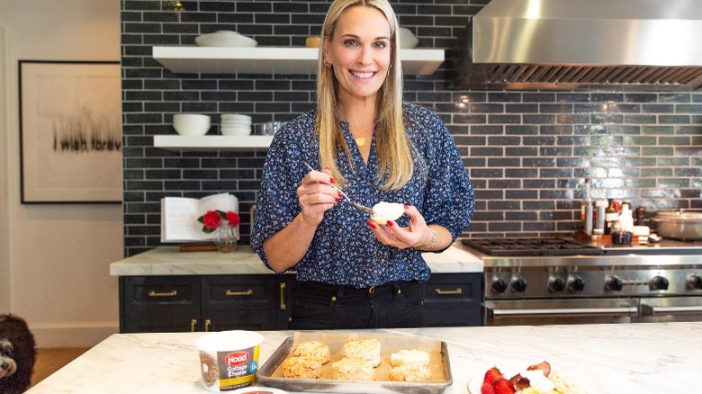 Molly Sims making biscuits with cottage cheese