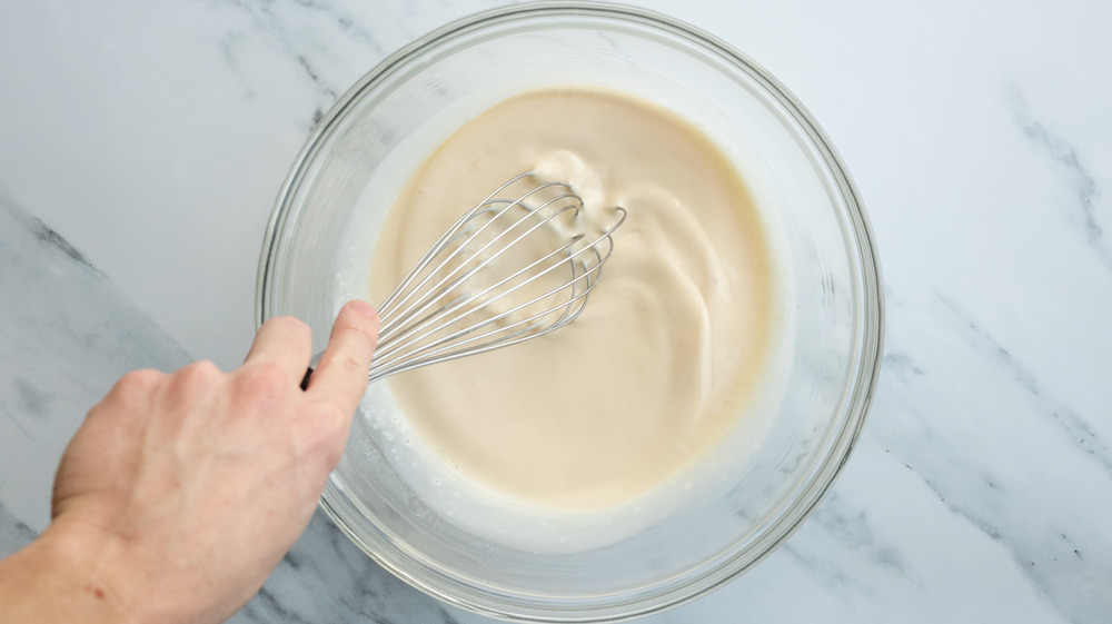 Prepare the eggs for quiche