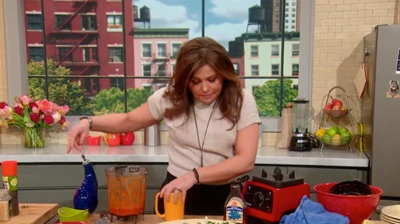 Rachael Ray knocking off EVOO video still