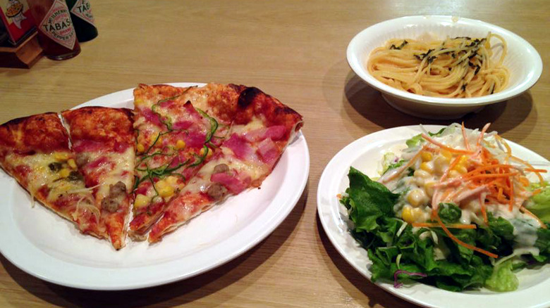 Shakey's Pizza all-you-can eat buffet