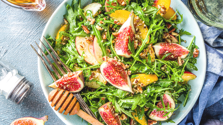 arugula salad with figs