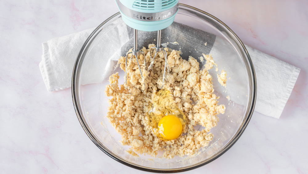 creaming butter and sugar for raspberry bars