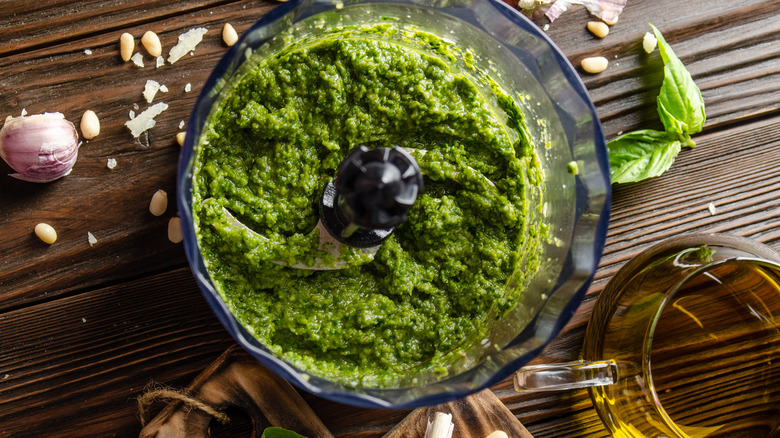 Pesto in a food processor