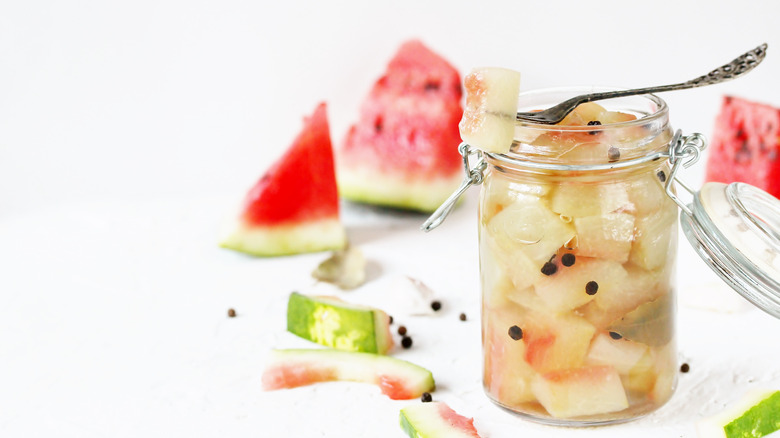 pickled watermelon rind 