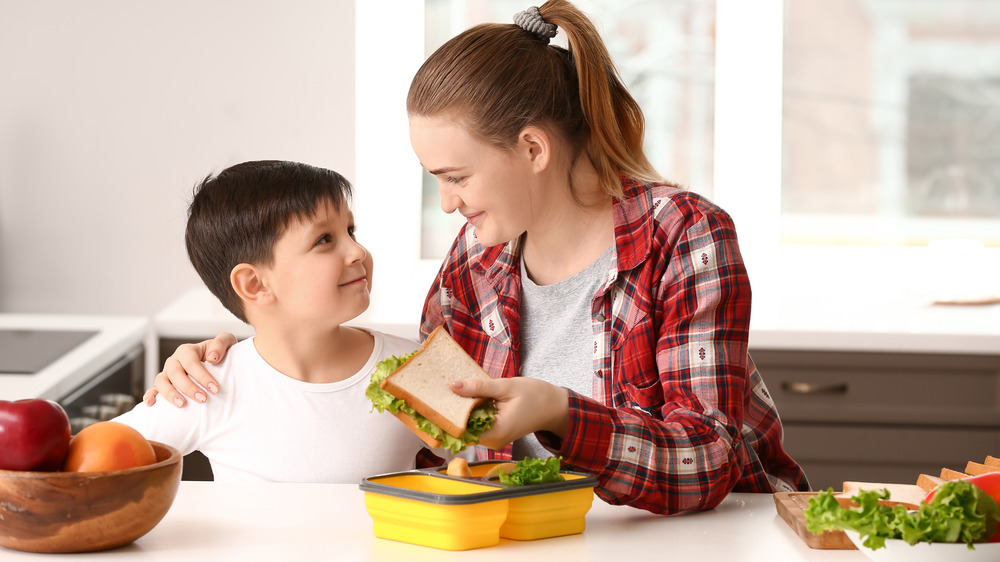 packing school lunches lunch box