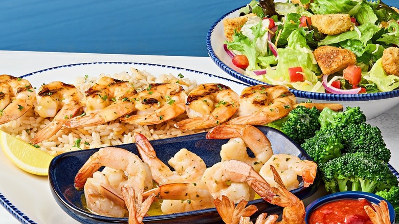 Red Lobster shrimp broccoli and house salad