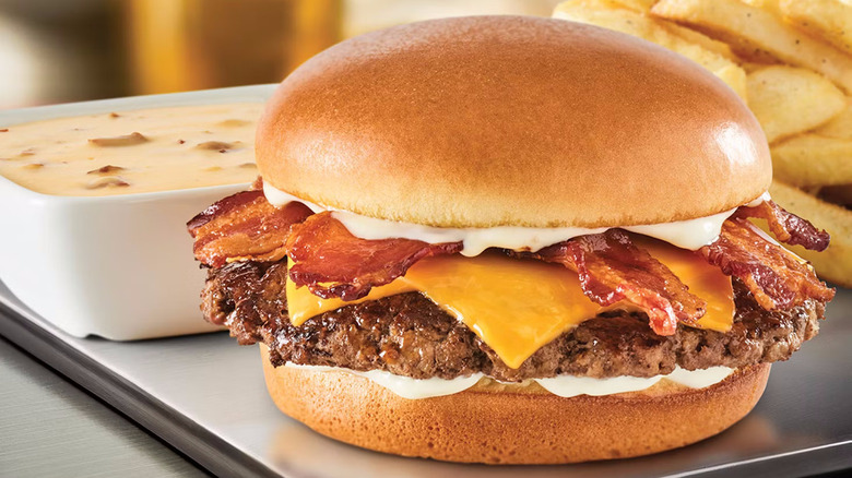 burger bacon cheese bun