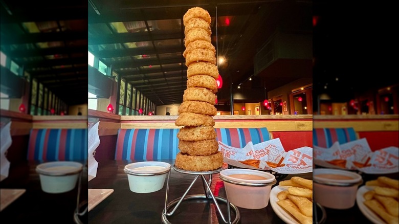 towering onion rings stack tall