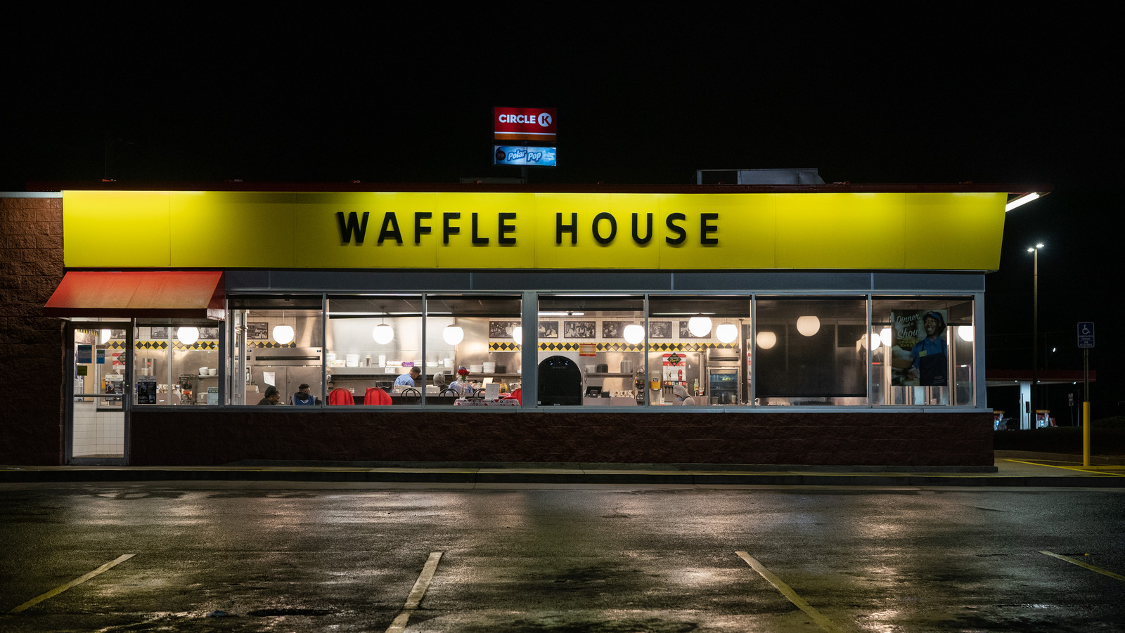 Reddit Agrees With This Undeniable Waffle House Truth